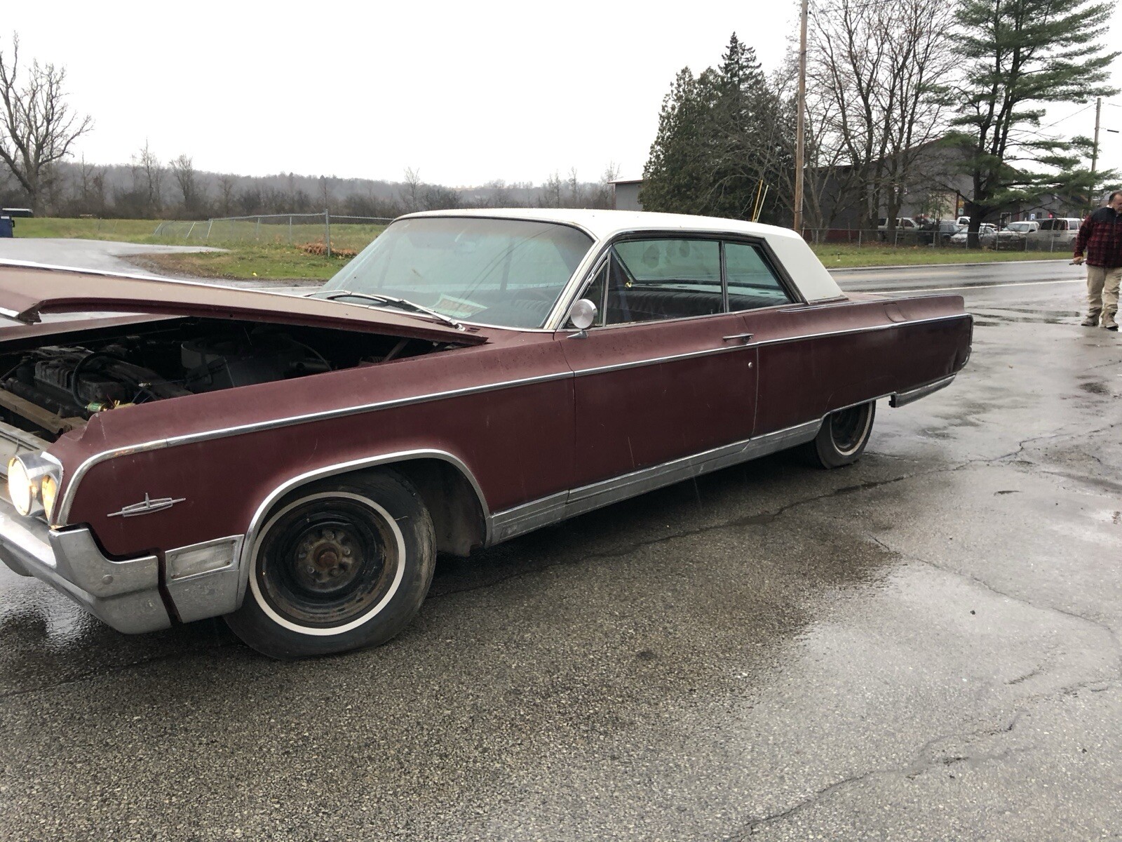 Oldsmobile-Ninety-Eight-1964-3
