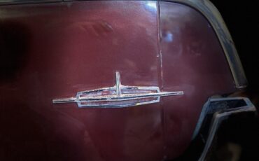 Oldsmobile-Ninety-Eight-1964-5