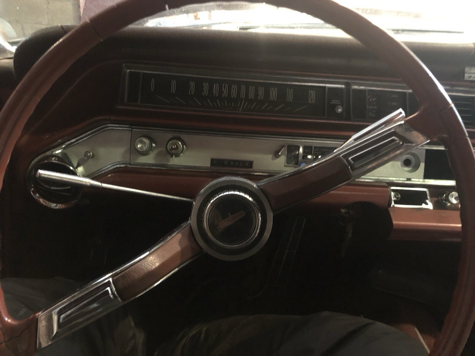 Oldsmobile-Ninety-Eight-1964-6