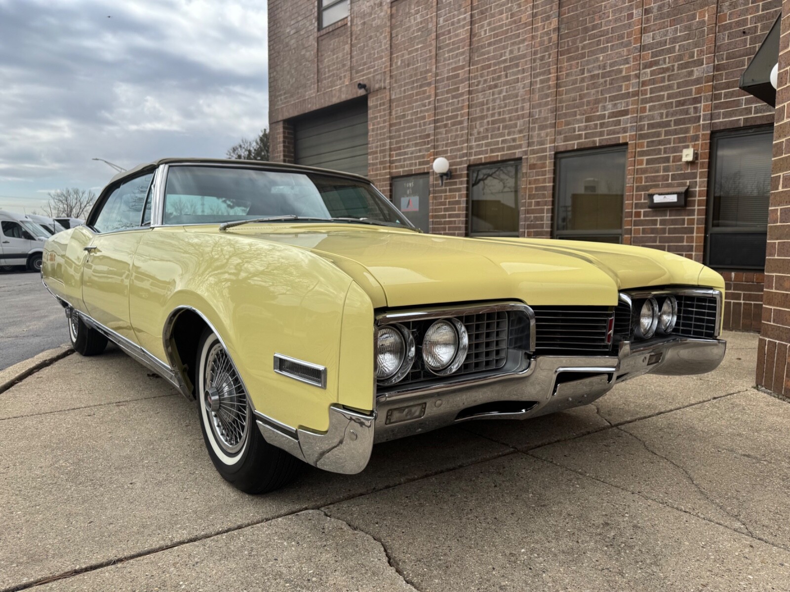 Oldsmobile-Ninety-Eight-1967-Convertible-15