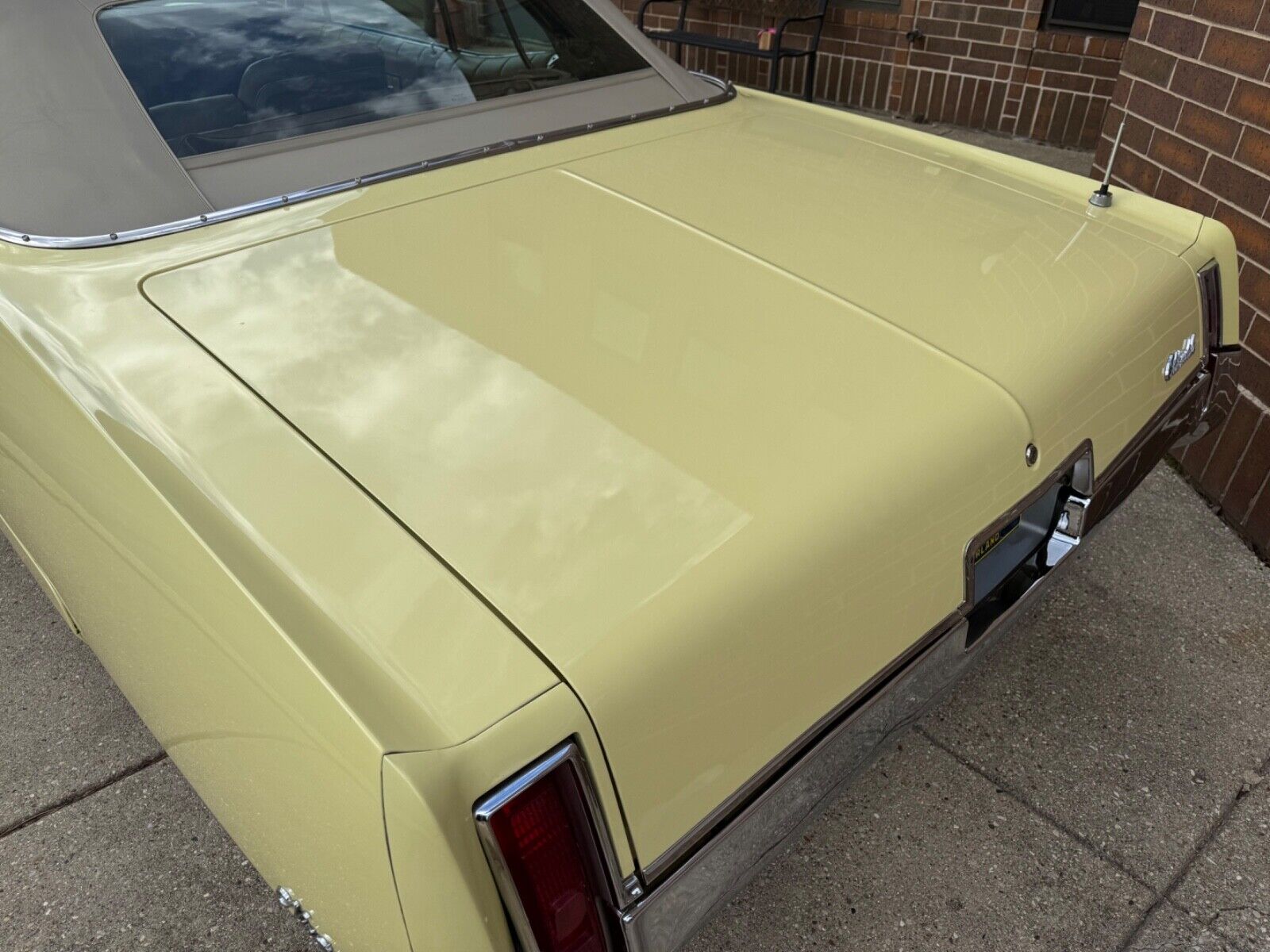 Oldsmobile-Ninety-Eight-1967-Convertible-5