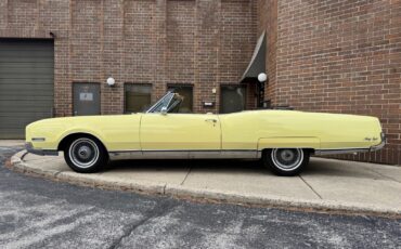 Oldsmobile-Ninety-Eight-1967-Convertible-8