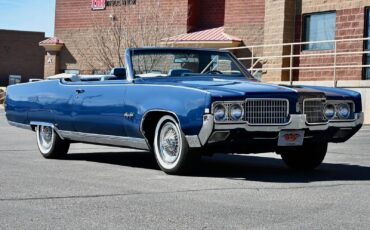 Oldsmobile-Ninety-Eight-1969-1