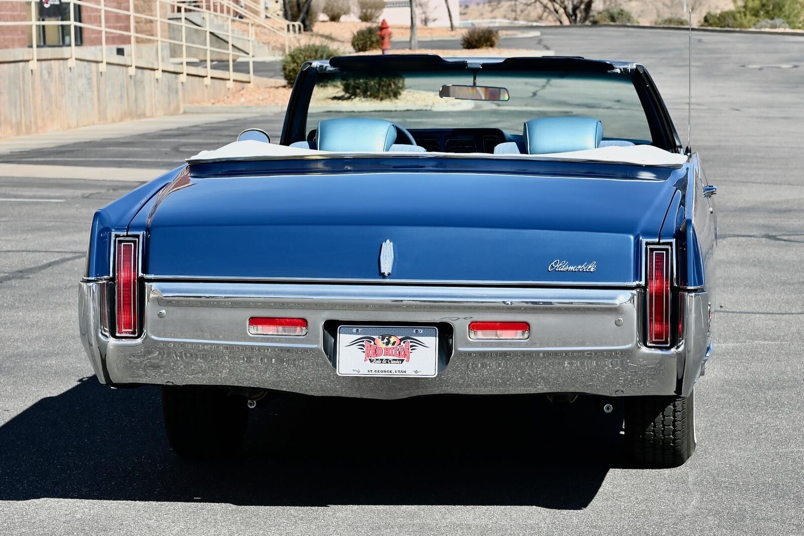 Oldsmobile-Ninety-Eight-1969-19