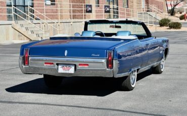 Oldsmobile-Ninety-Eight-1969-21