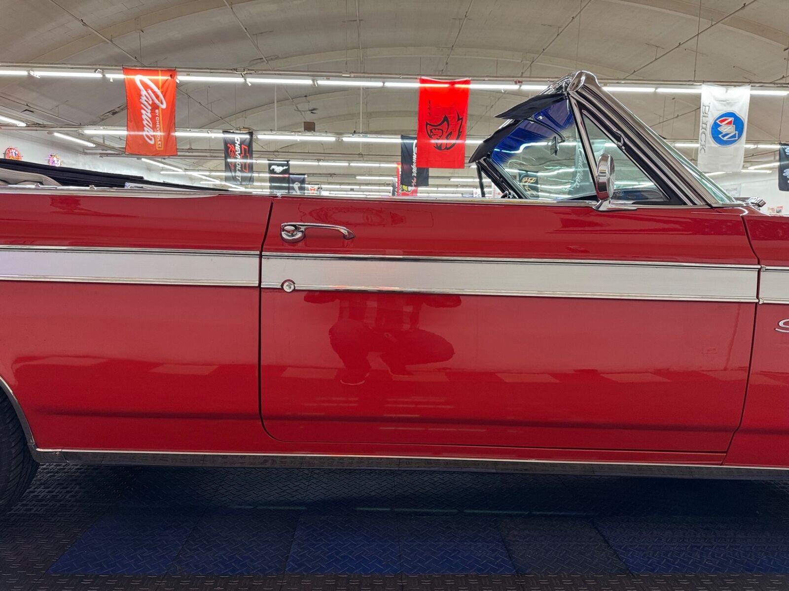 Oldsmobile-Starfire-1963-Convertible-30