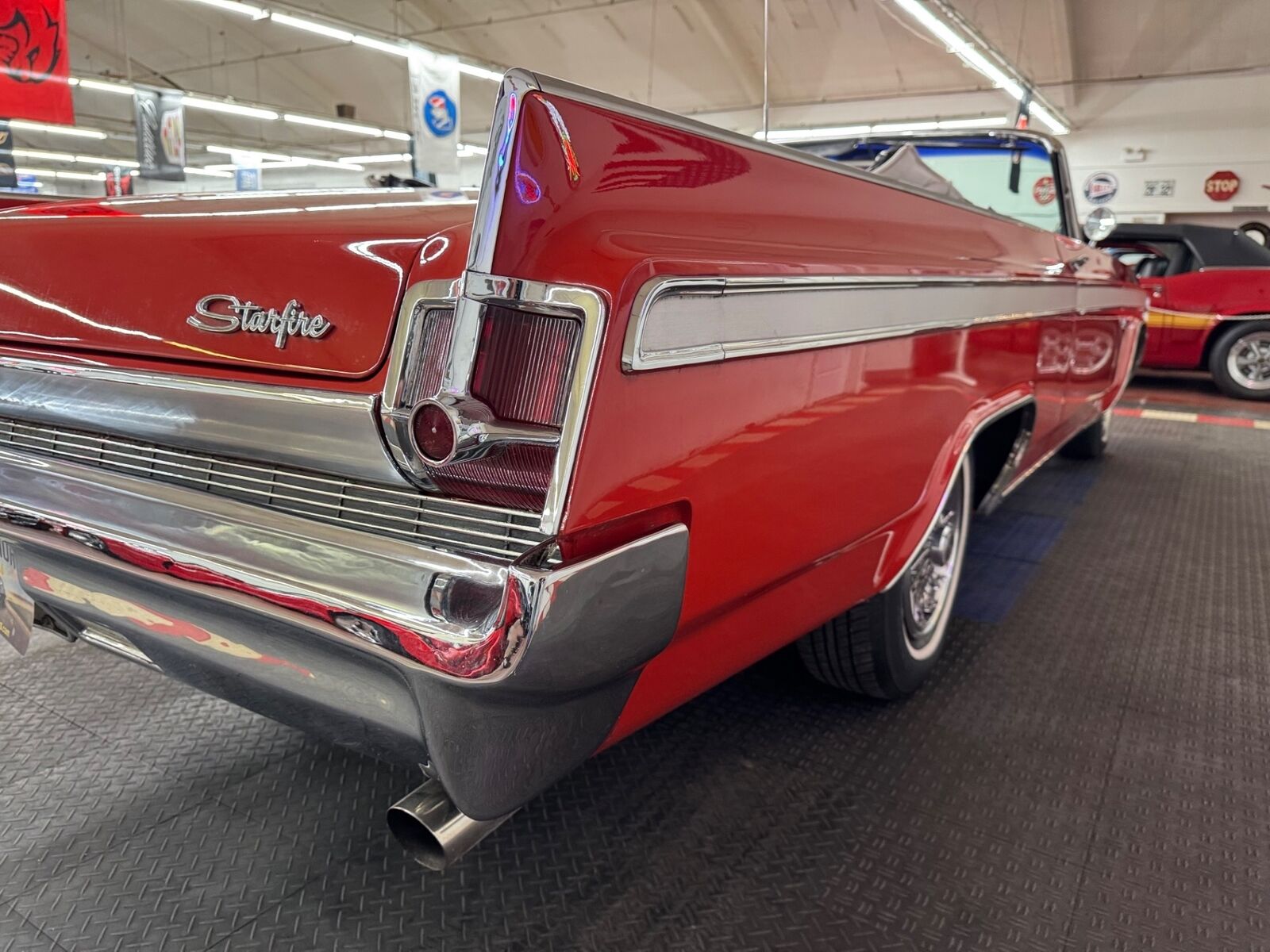 Oldsmobile-Starfire-1963-Convertible-32