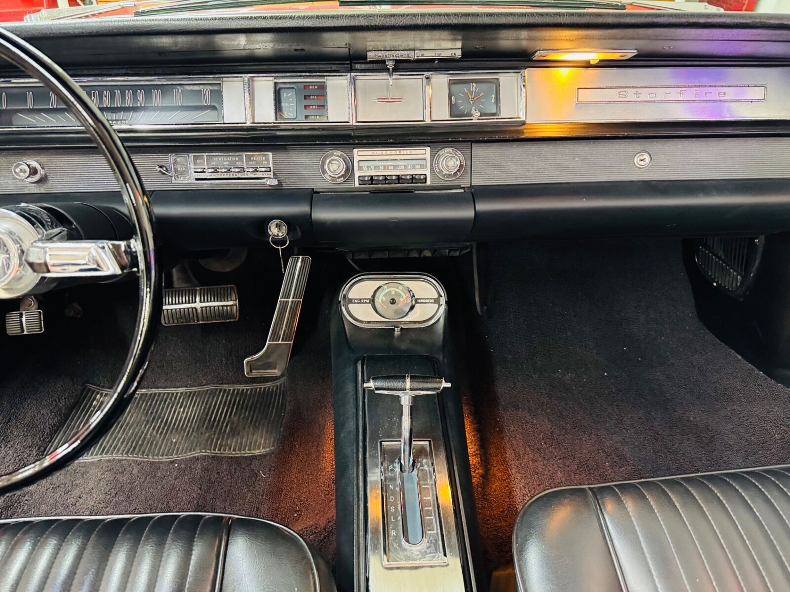 Oldsmobile-Starfire-1963-Convertible-38