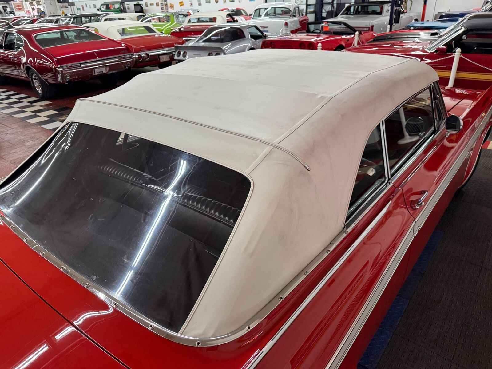 Oldsmobile-Starfire-1963-Convertible-7