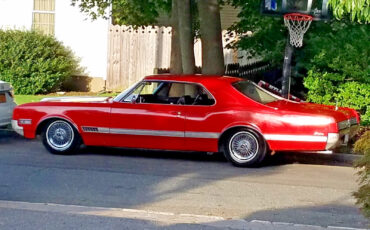 Oldsmobile-Starfire-1966-Coupe-2