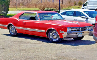 Oldsmobile-Starfire-1966-Coupe-4