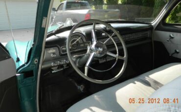 Oldsmobile-Super-88-1952-custom-2