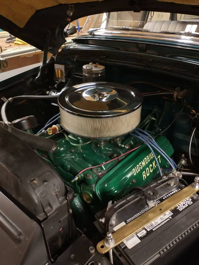 Oldsmobile-Super-88-1952-custom-4