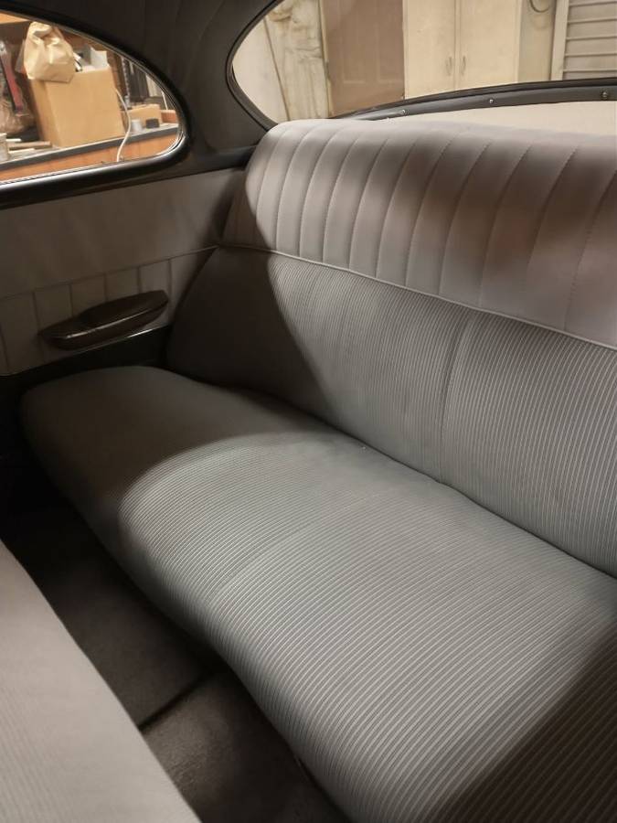 Oldsmobile-Super-88-1952-custom-6