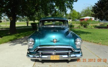 Oldsmobile-Super-88-1952-custom-8