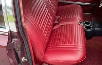 Oldsmobile-Vista-cruiser-wagon-1965-red-4