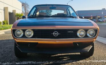 Opel-Manta-1974-Coupe-10