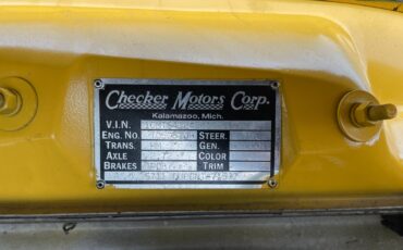 Other-Makes-Checker-Marathon-1981-21