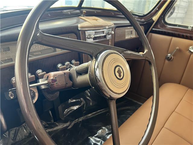 Packard-110-1941-Coupe-19