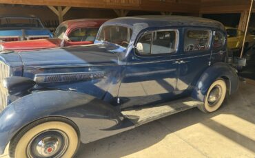 Packard-115-C-Touring-Sedan-1937-Sedan-1