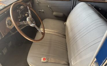 Packard-115-C-Touring-Sedan-1937-Sedan-13