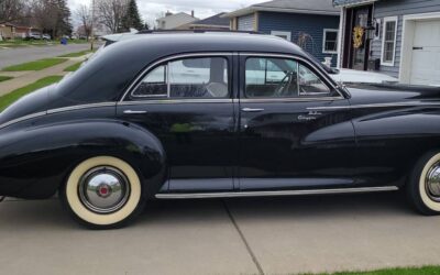 Packard Clipper touring  1946 black