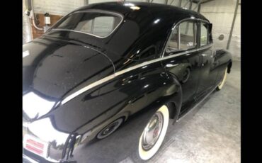Packard-Clipper-touring-1946-black-2