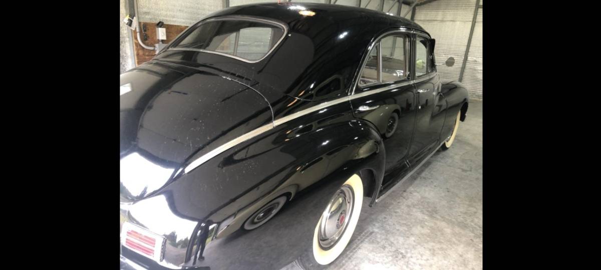 Packard-Clipper-touring-1946-black-2