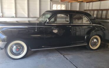 Packard-Clipper-touring-1946-black-4