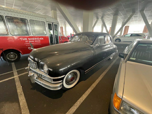 Packard-Custom-Eight-1949-5