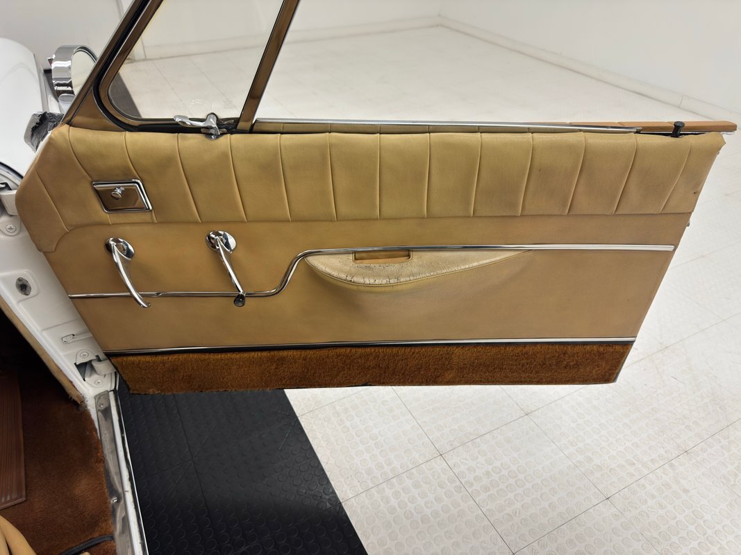 Packard-Hawk-1958-Hardtop-33