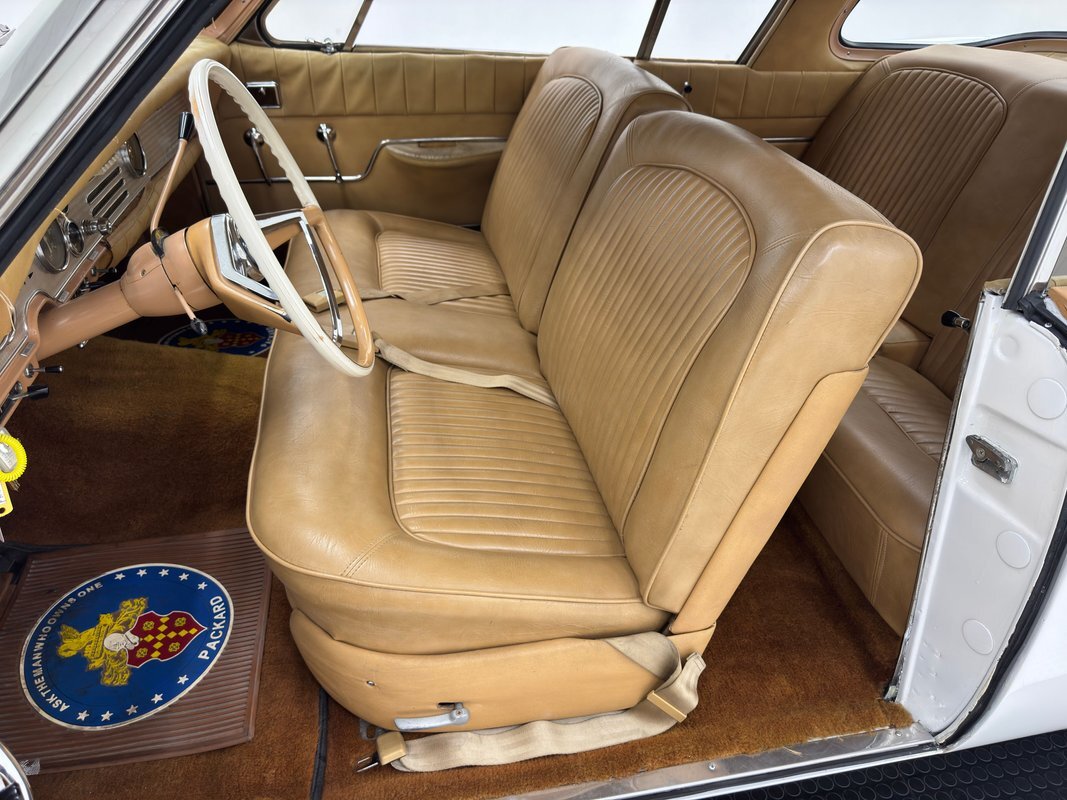 Packard-Hawk-1958-Hardtop-35