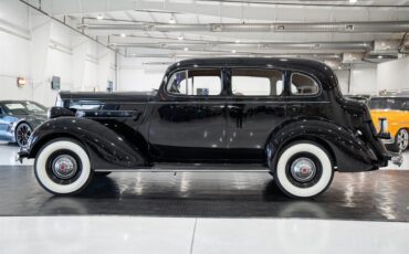 Packard-Model-115-C-1937-Sedan-1