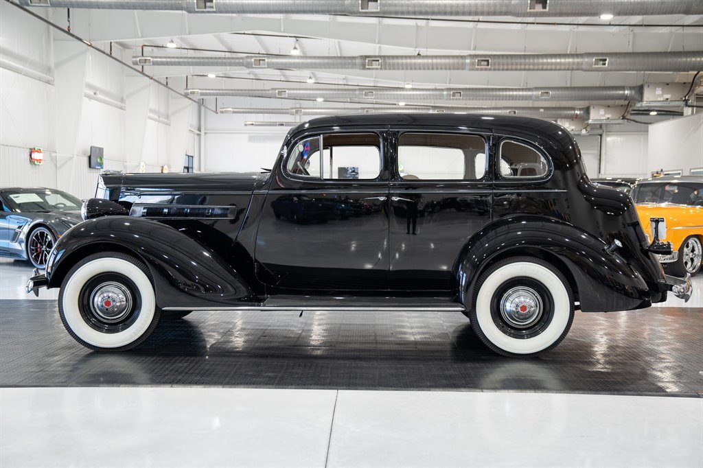 Packard-Model-115-C-1937-Sedan-1