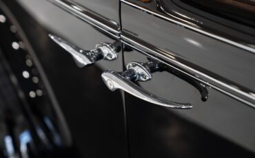 Packard-Model-115-C-1937-Sedan-27