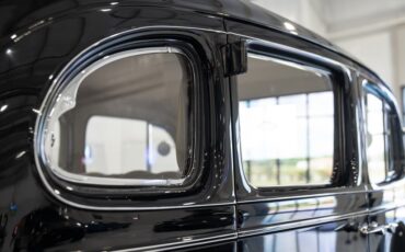 Packard-Model-115-C-1937-Sedan-29