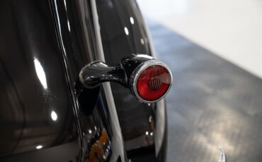 Packard-Model-115-C-1937-Sedan-33
