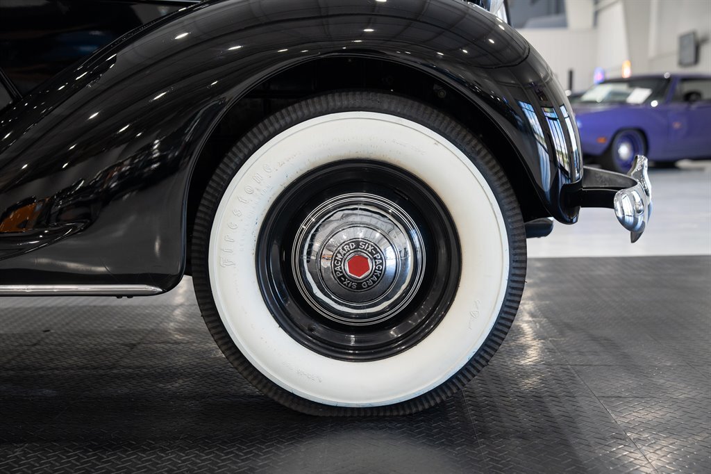 Packard-Model-115-C-1937-Sedan-35