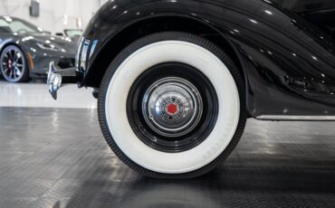 Packard-Model-115-C-1937-Sedan-37