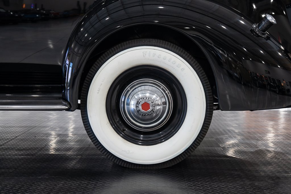 Packard-Model-115-C-1937-Sedan-38