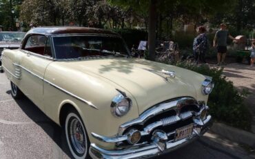 Packard-Pacific-1954-yellow-2