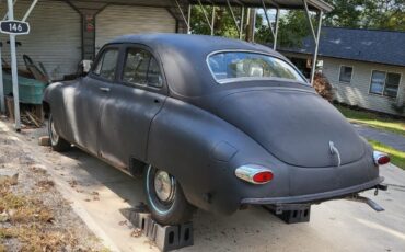 Packard-Sedan-1950-Sedan