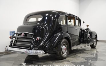 Packard-Twelve-1939-Sedan-12