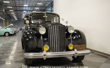Packard-Twelve-1939-Sedan-17