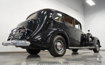 Packard-Twelve-1939-Sedan-27