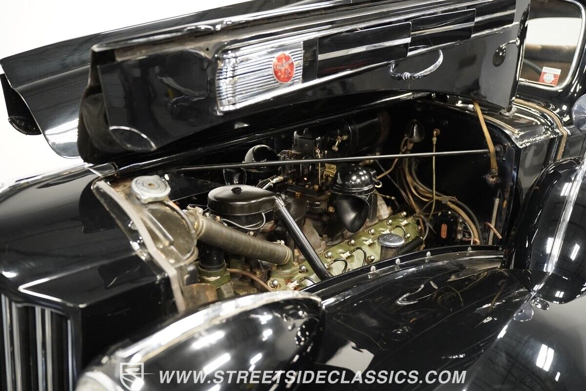 Packard-Twelve-1939-Sedan-3