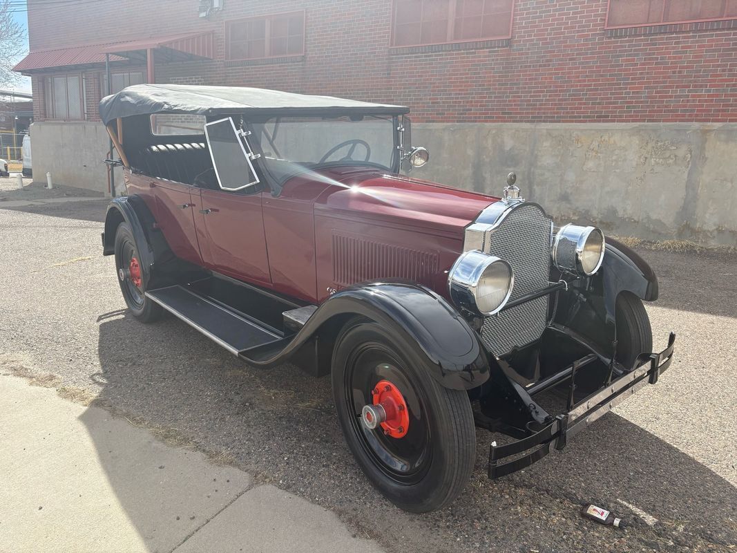 Packard-sedan-1926-10