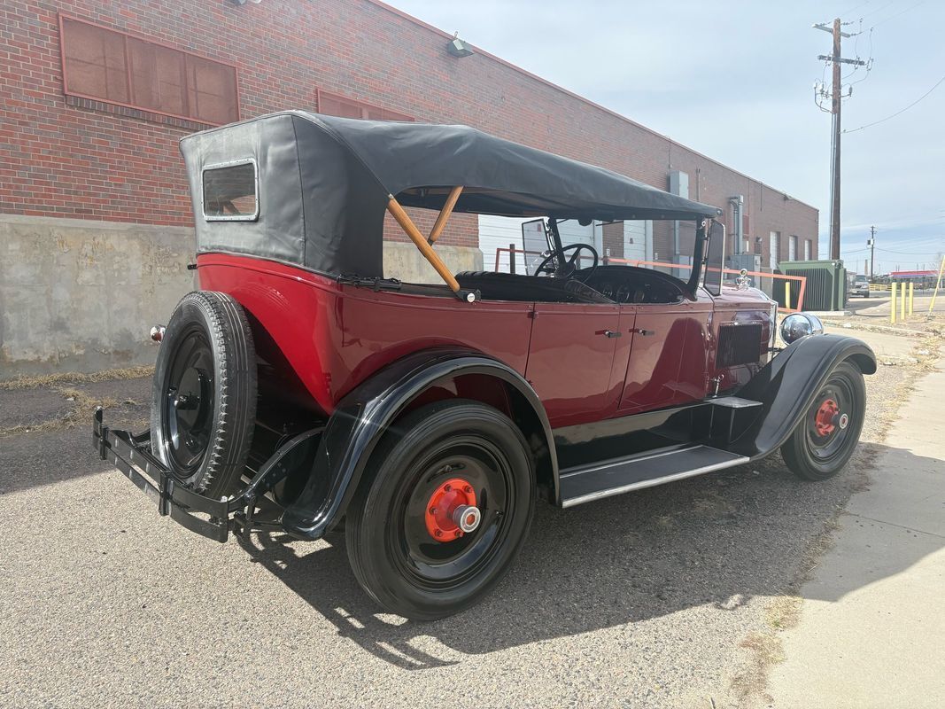 Packard-sedan-1926-15