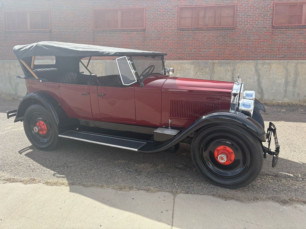 Packard-sedan-1926-17