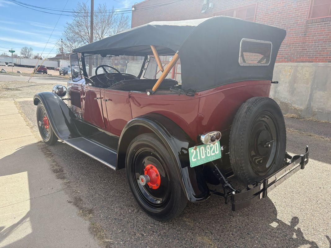 Packard-sedan-1926-3